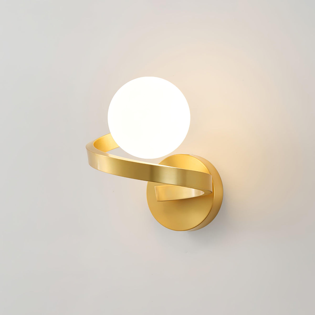 Curved Wall Lamp Brass Spiral