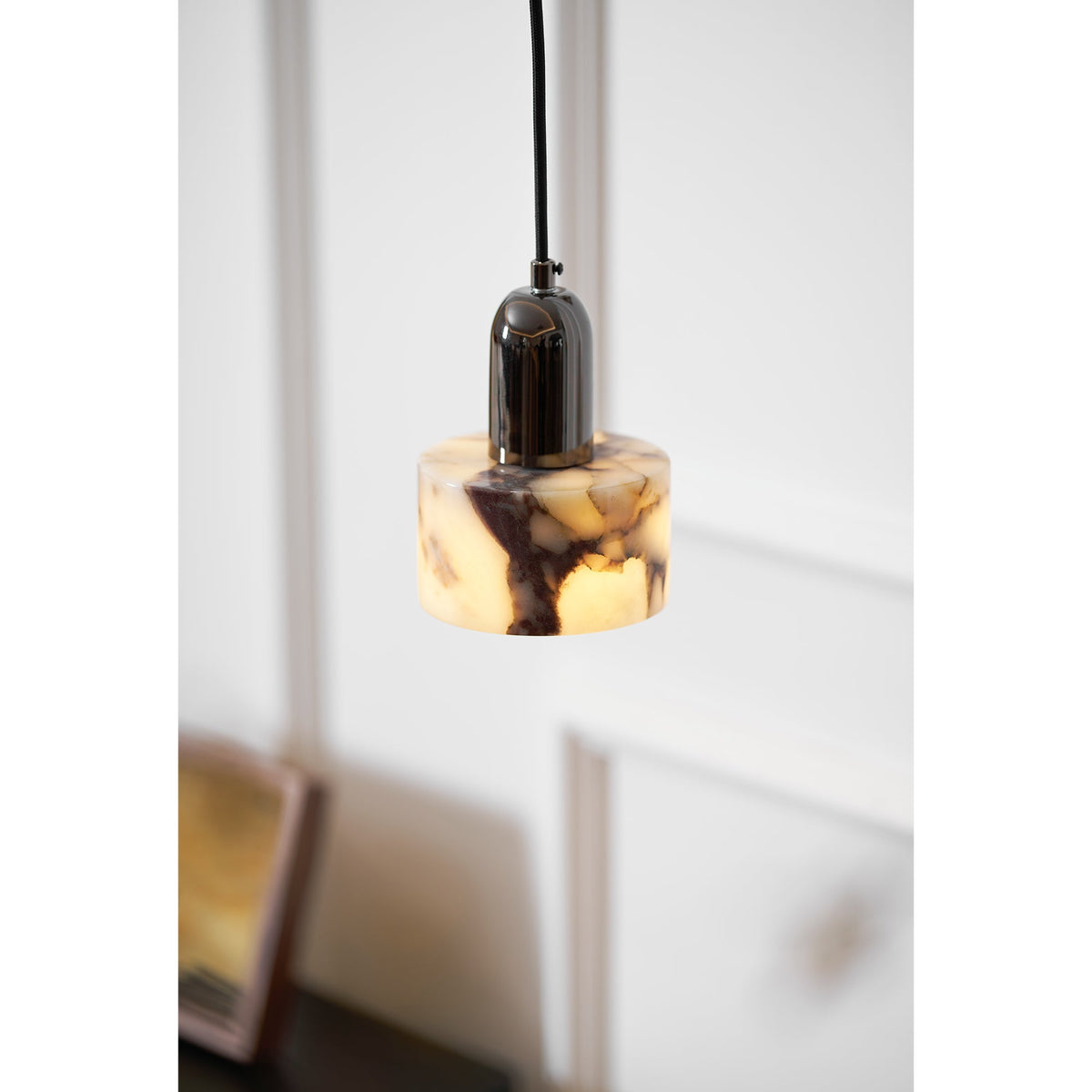 Flair Modern Minimalist Marble Pendant Lamp