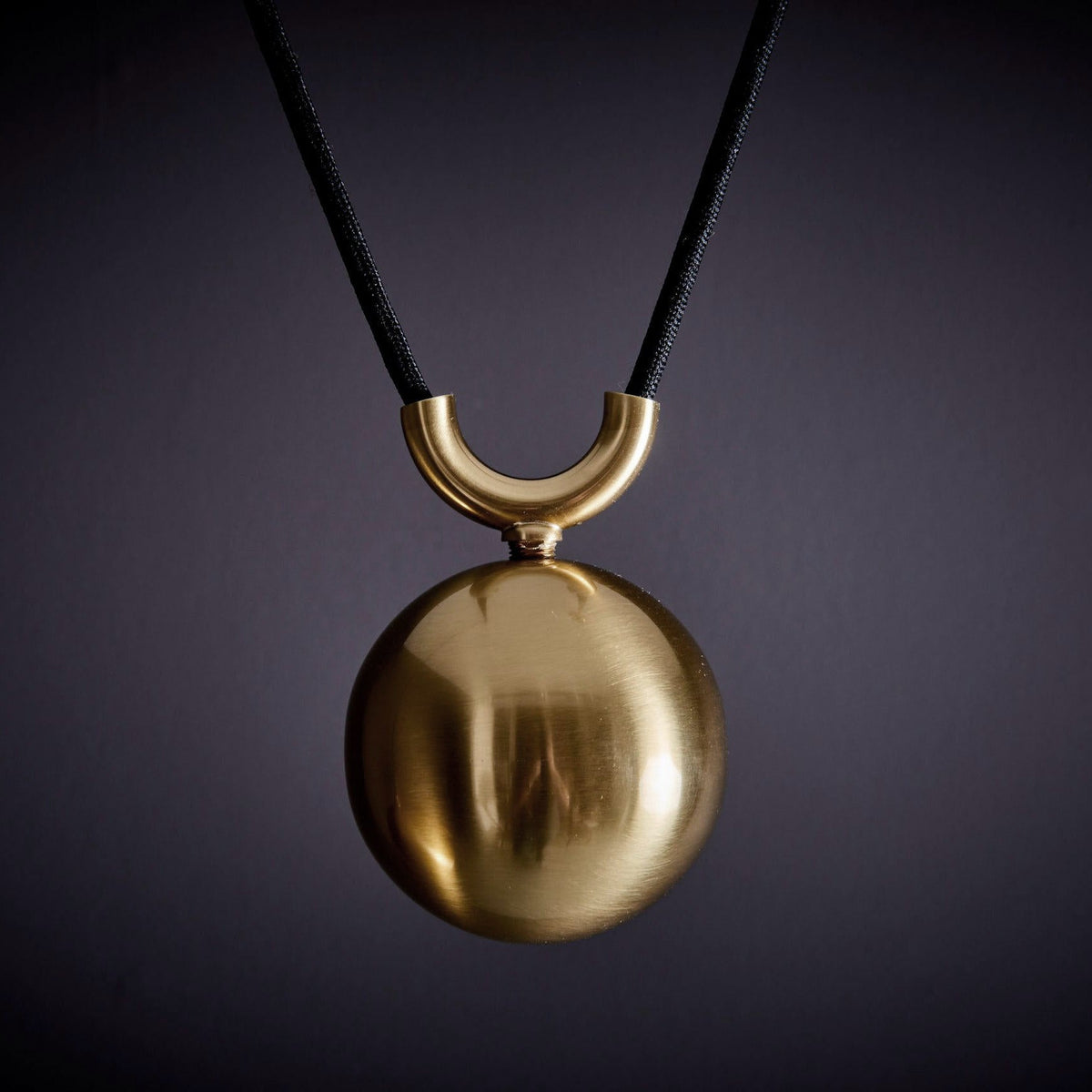 Omen Modern Minimalist Dome Balance Brass Pendant Lamp