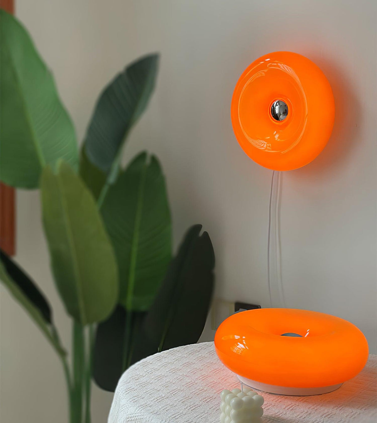 Donuts Retro Orange Wall Lamp