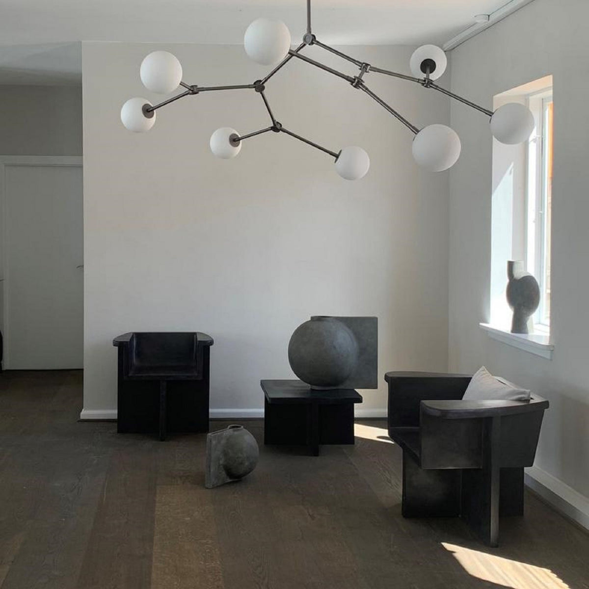 Halo Modern Minimalist Ball Black Glass Chandelier