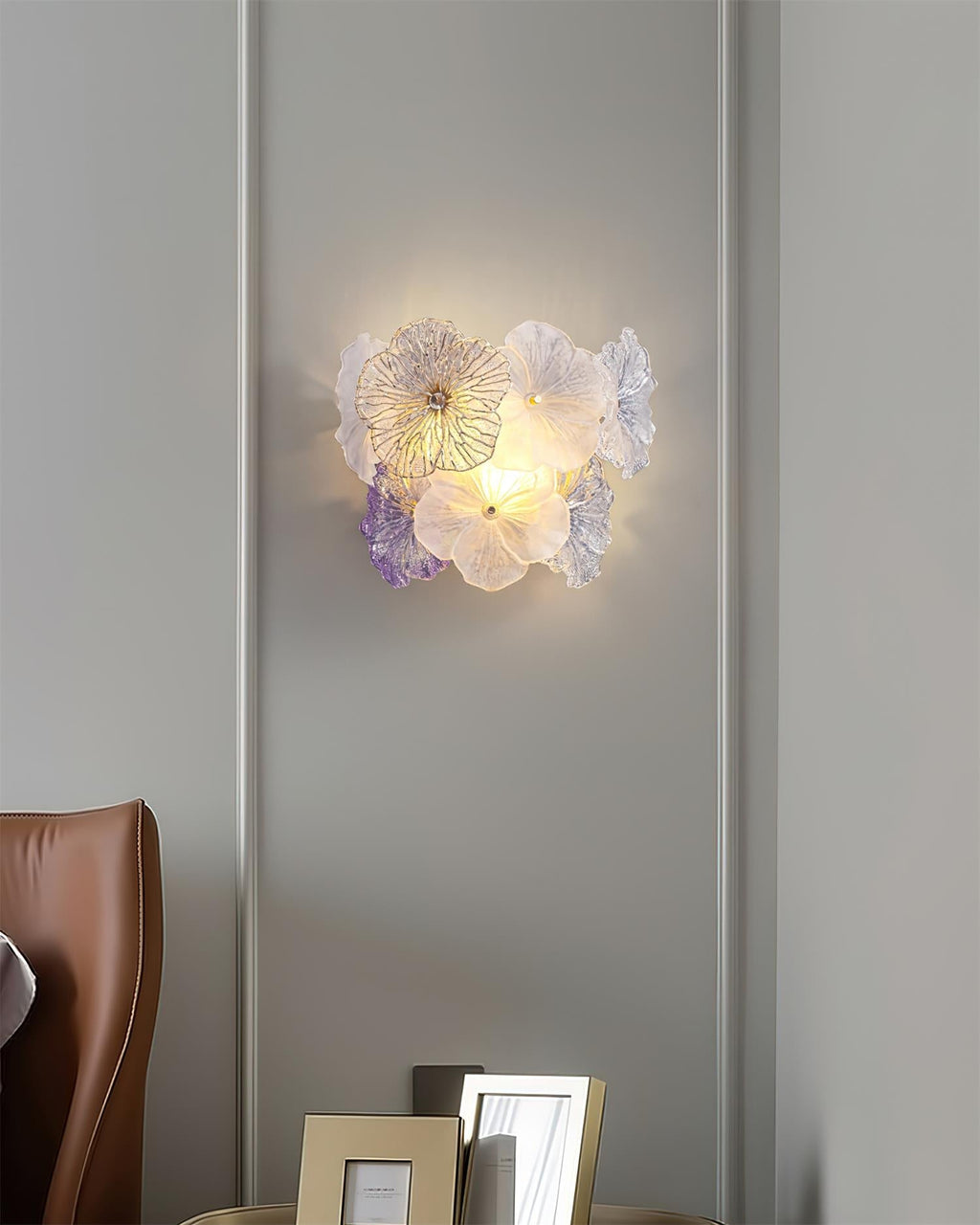 Elaria Wall Lamp Glass Petal Accent