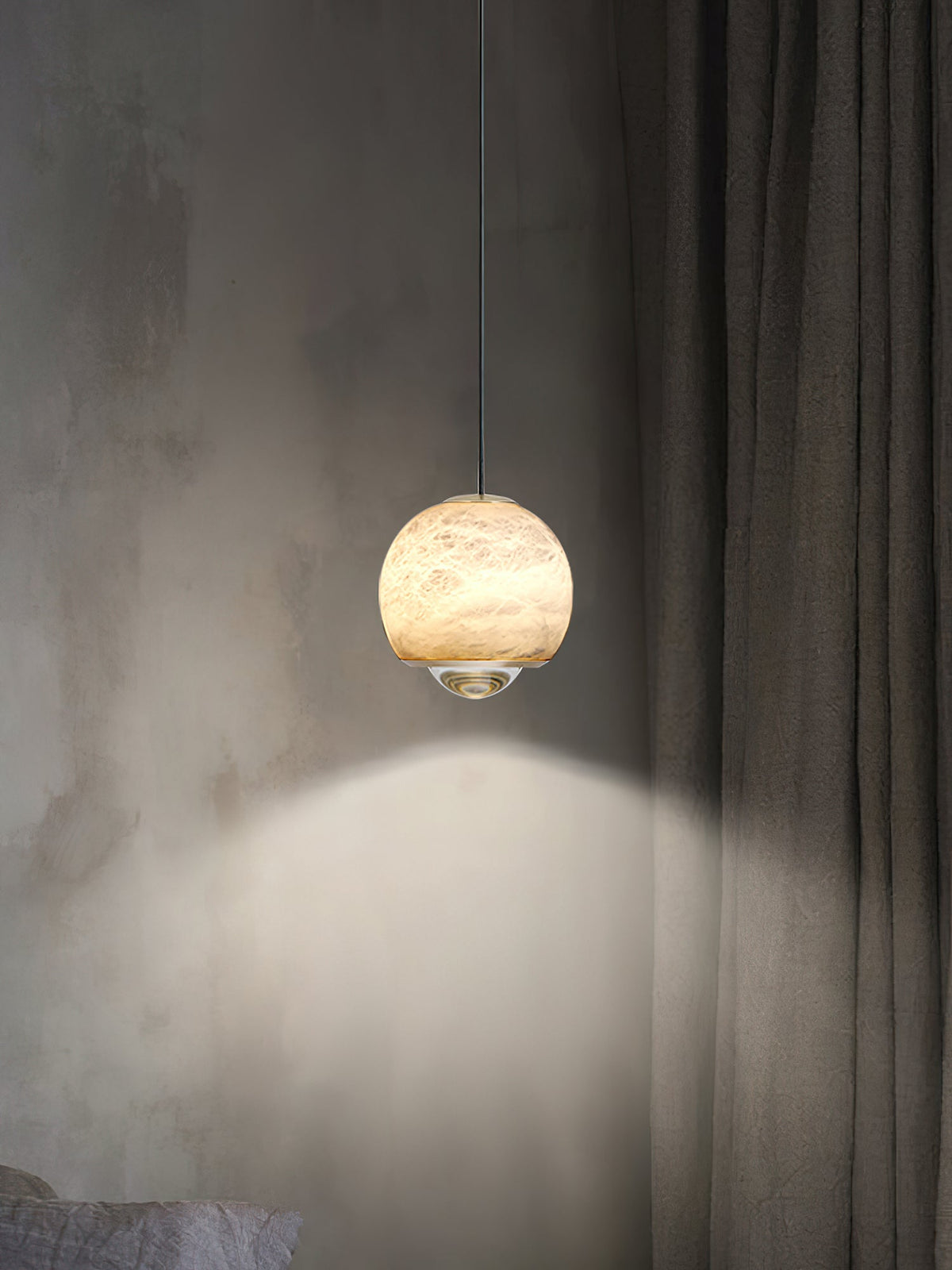 Zephaan Modern Minimalist Brass Alabaster Pendant Light