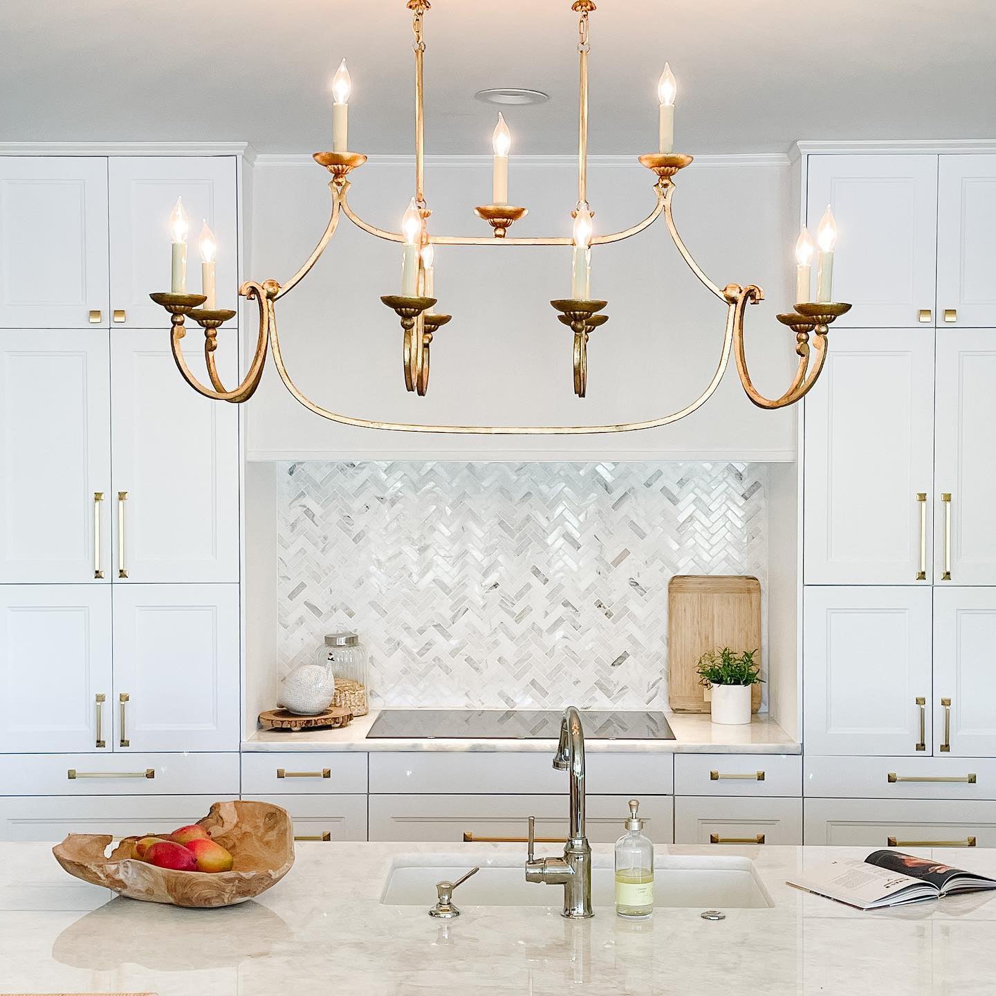 Ercare Vintage Industrial Linear Brass Fabric Chandelier