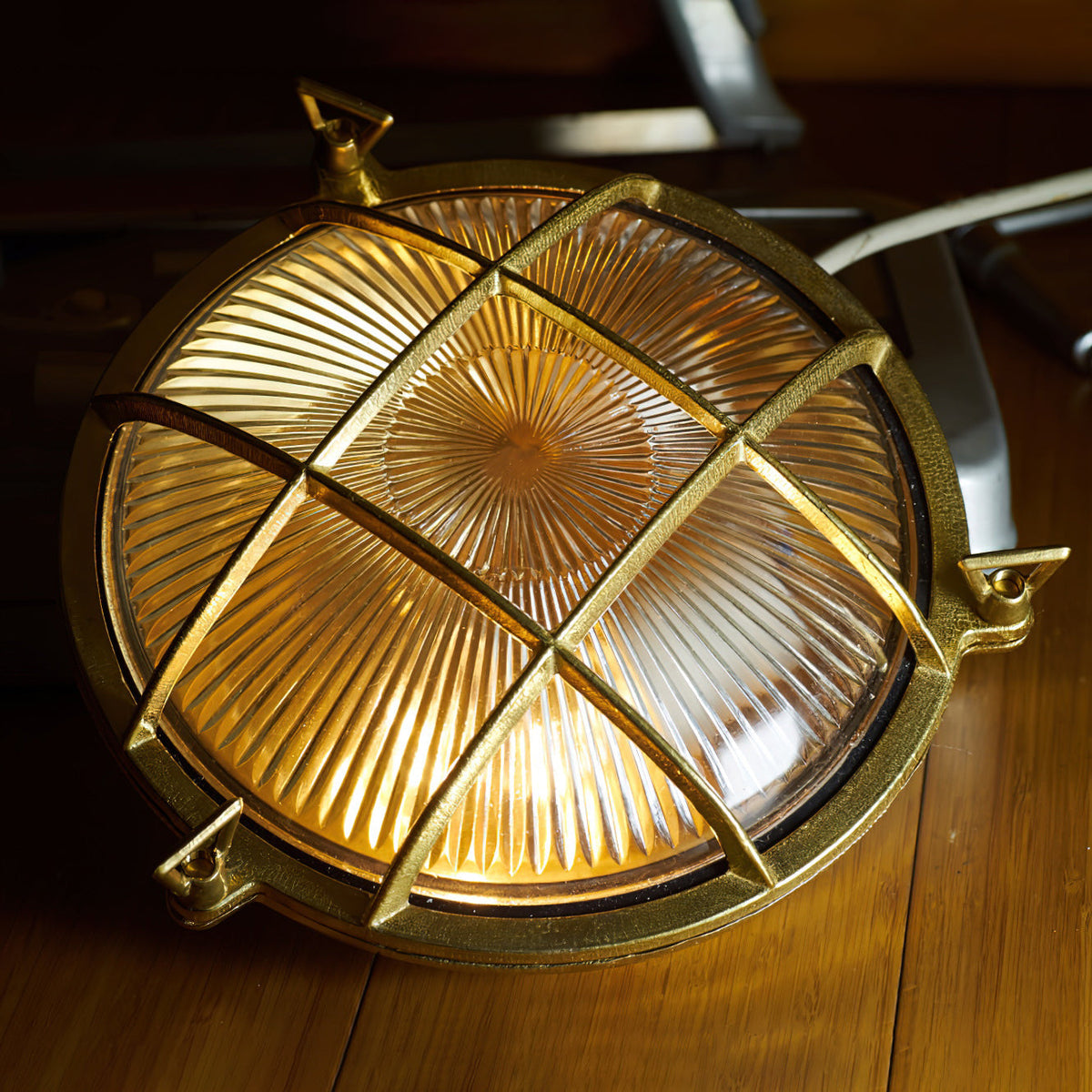 Erthearis Vintage Brass Bunker Sconce Wall Lamp
