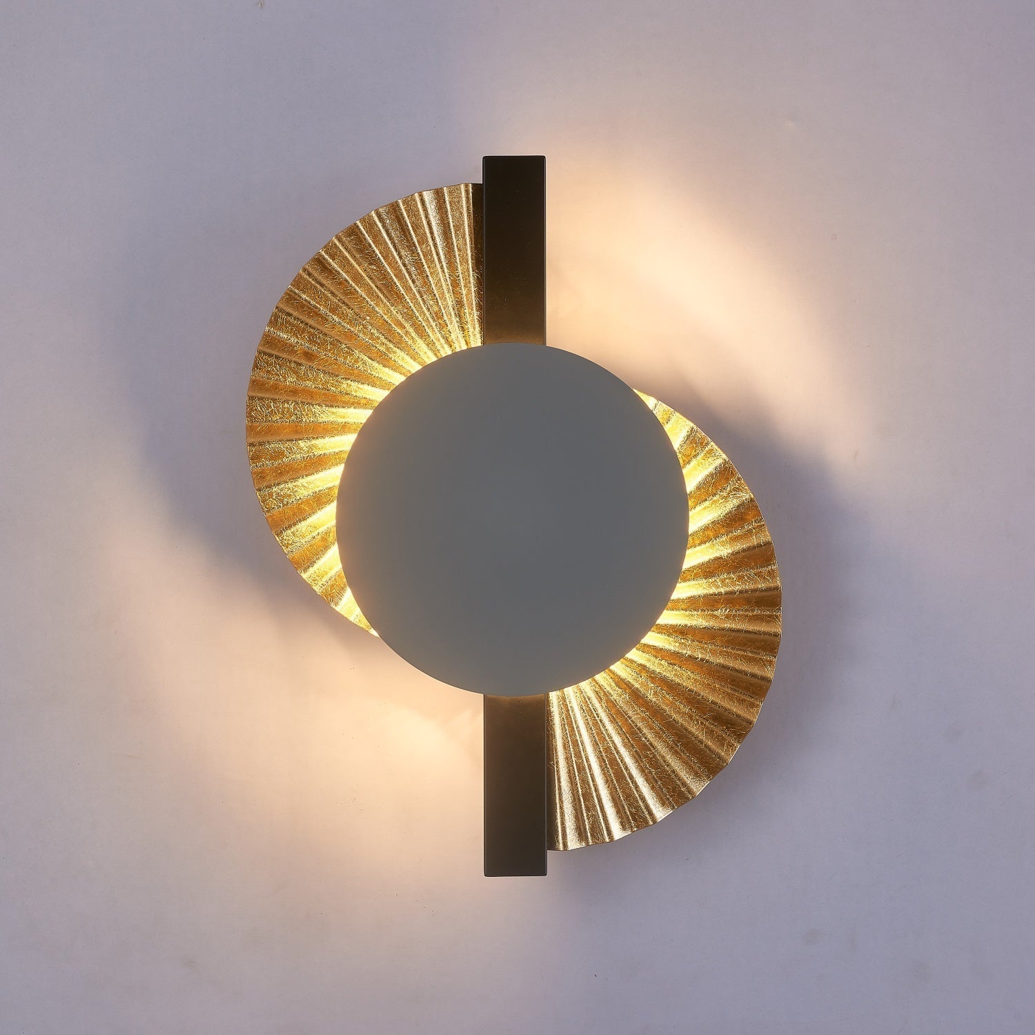 Fan Minimalist Metal Wall Light
