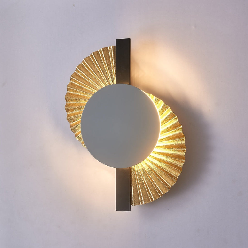 Fan Minimalist Metal Wall Light