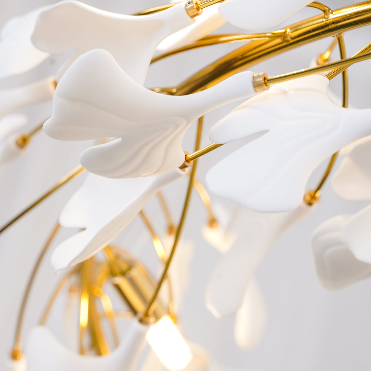 Lustra Pendant Lamp Gingko Porcelain Leaves Gold