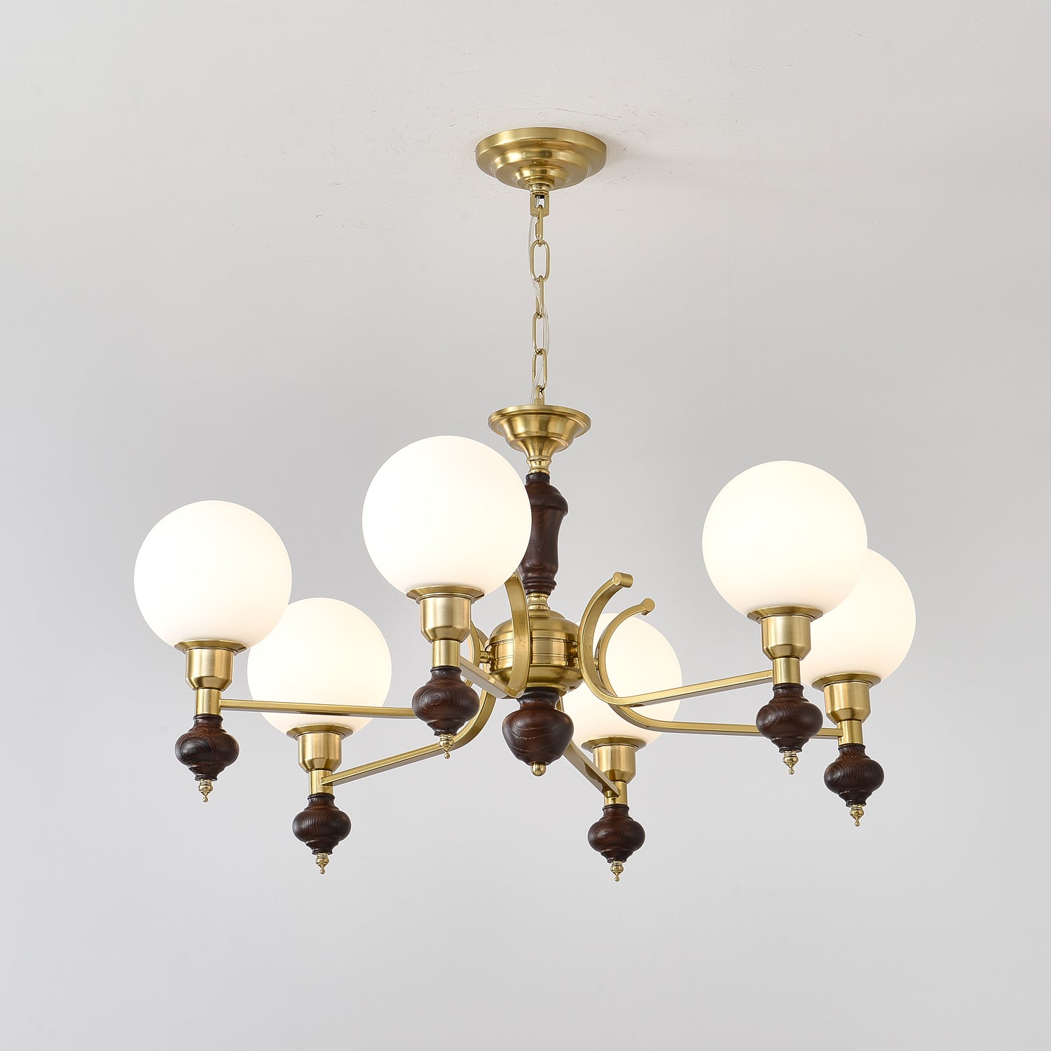 Lustra Chandelier Wood & Brass Globe Orb