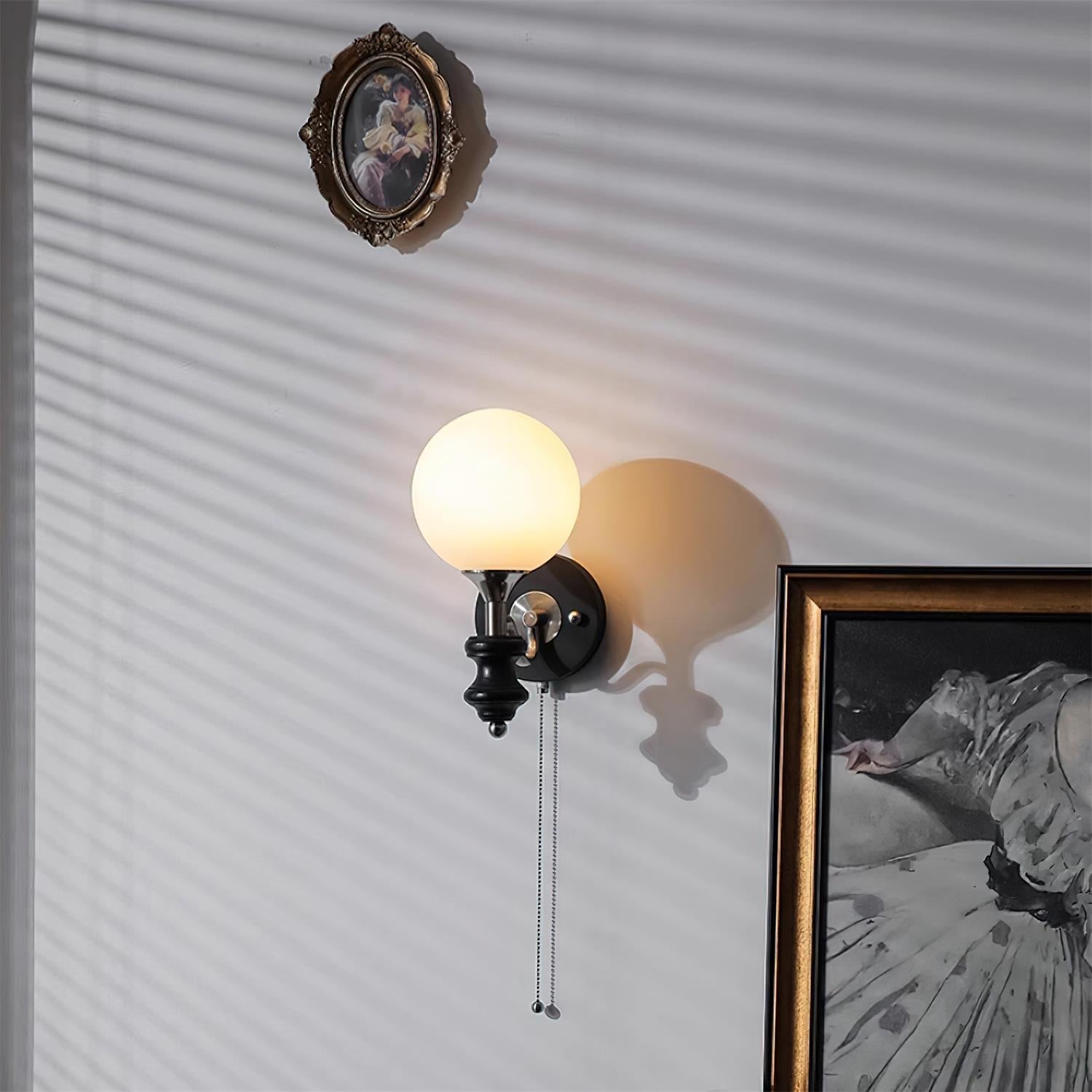 Duvin Frosted Glass Vintage Wall Lamp
