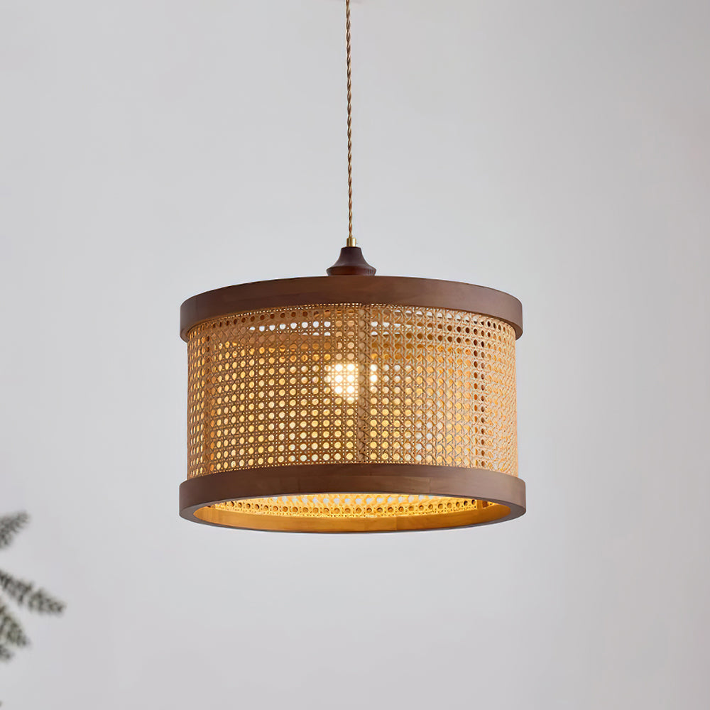 Gudon Woven Rattan Pendant Lamp