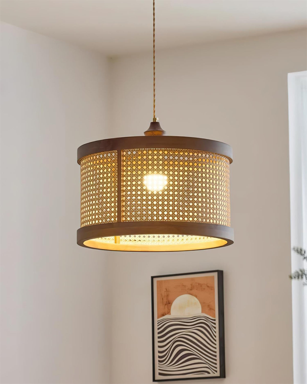 Gudon Woven Rattan Pendant Lamp