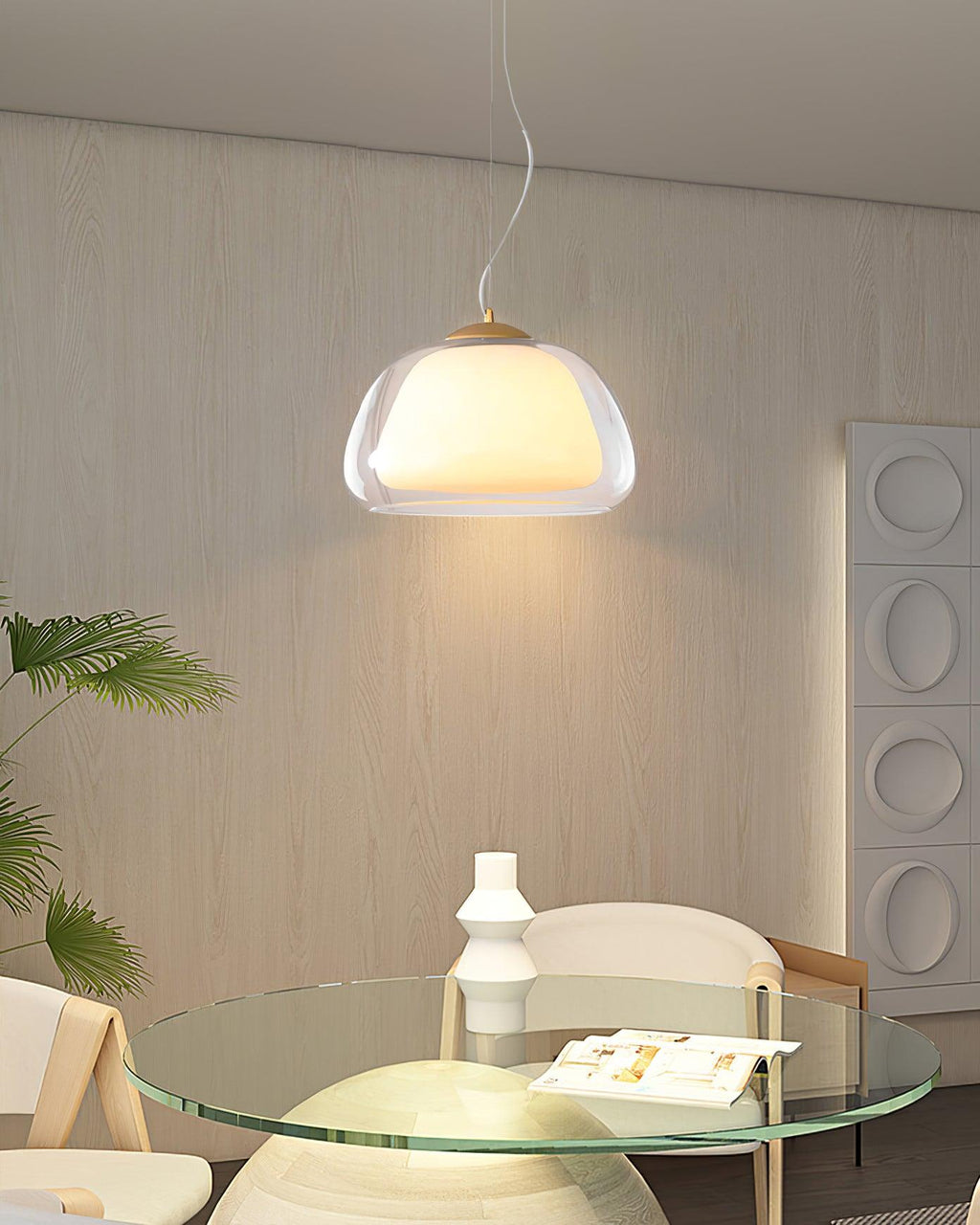 Elvo Glass Pendant Light