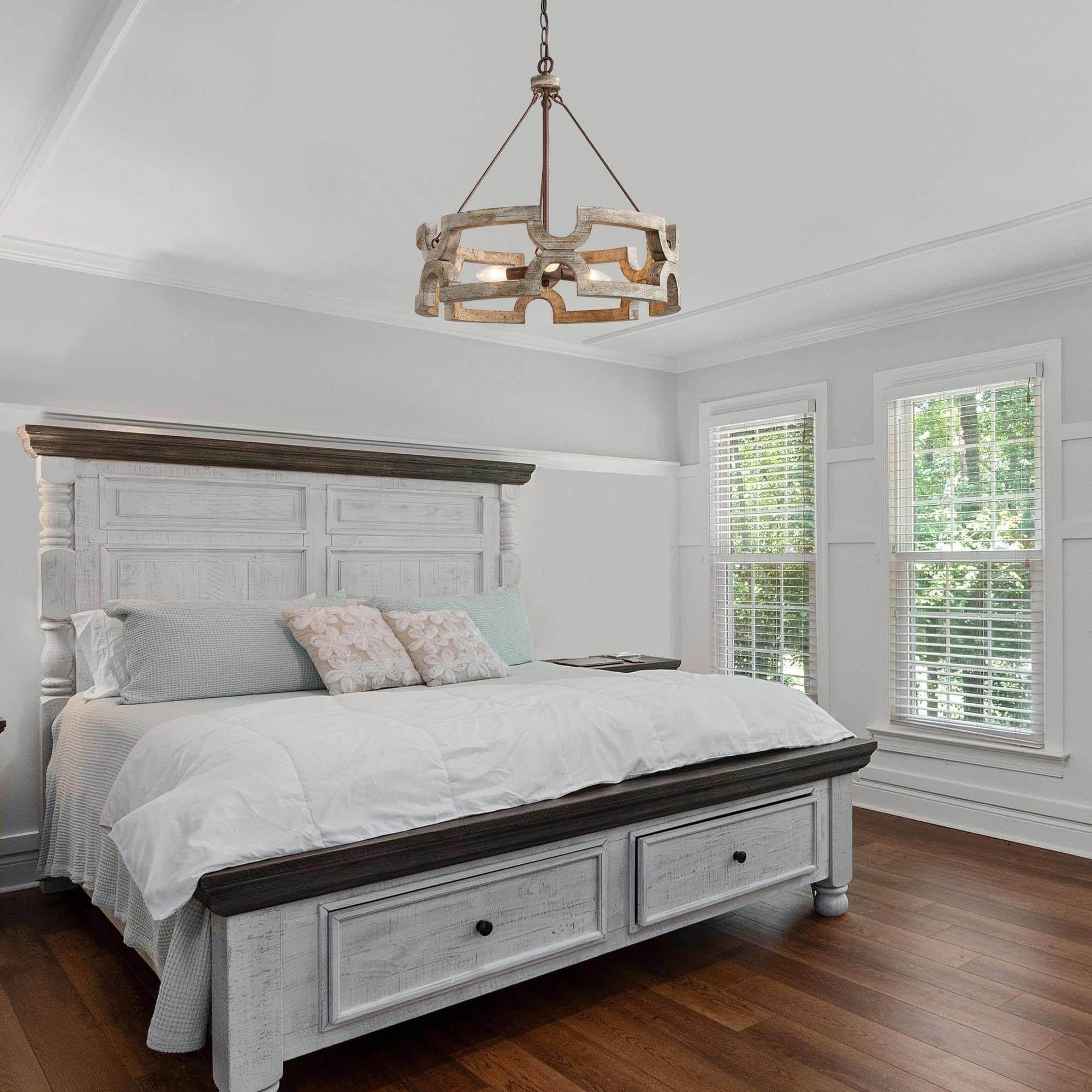 Evelan Individual Creativity Hand-carved Wood Chandelier