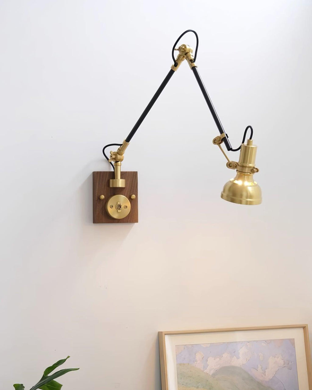 Kane Wall Lamp Swing-Arm Adjustable
