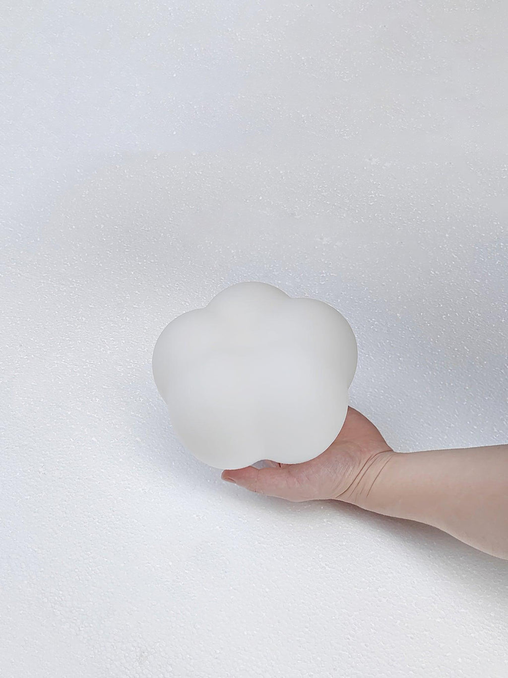 Cinorisra Nordic Art Flower Mini Ceiling Lamp