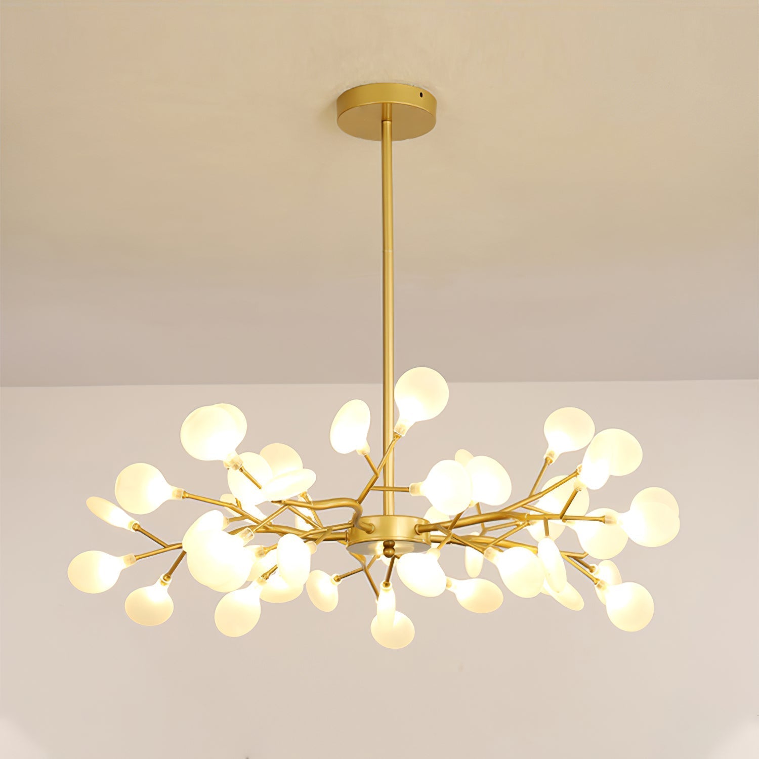 Lustra Floral Metal Chandelier