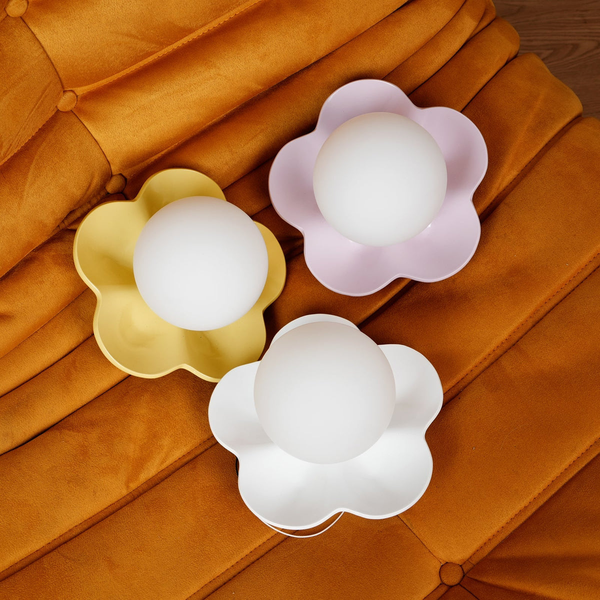 Meluna Yellow Flower Wall Lamp