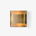 Hardy Nordic Art Brass Wall Lamp