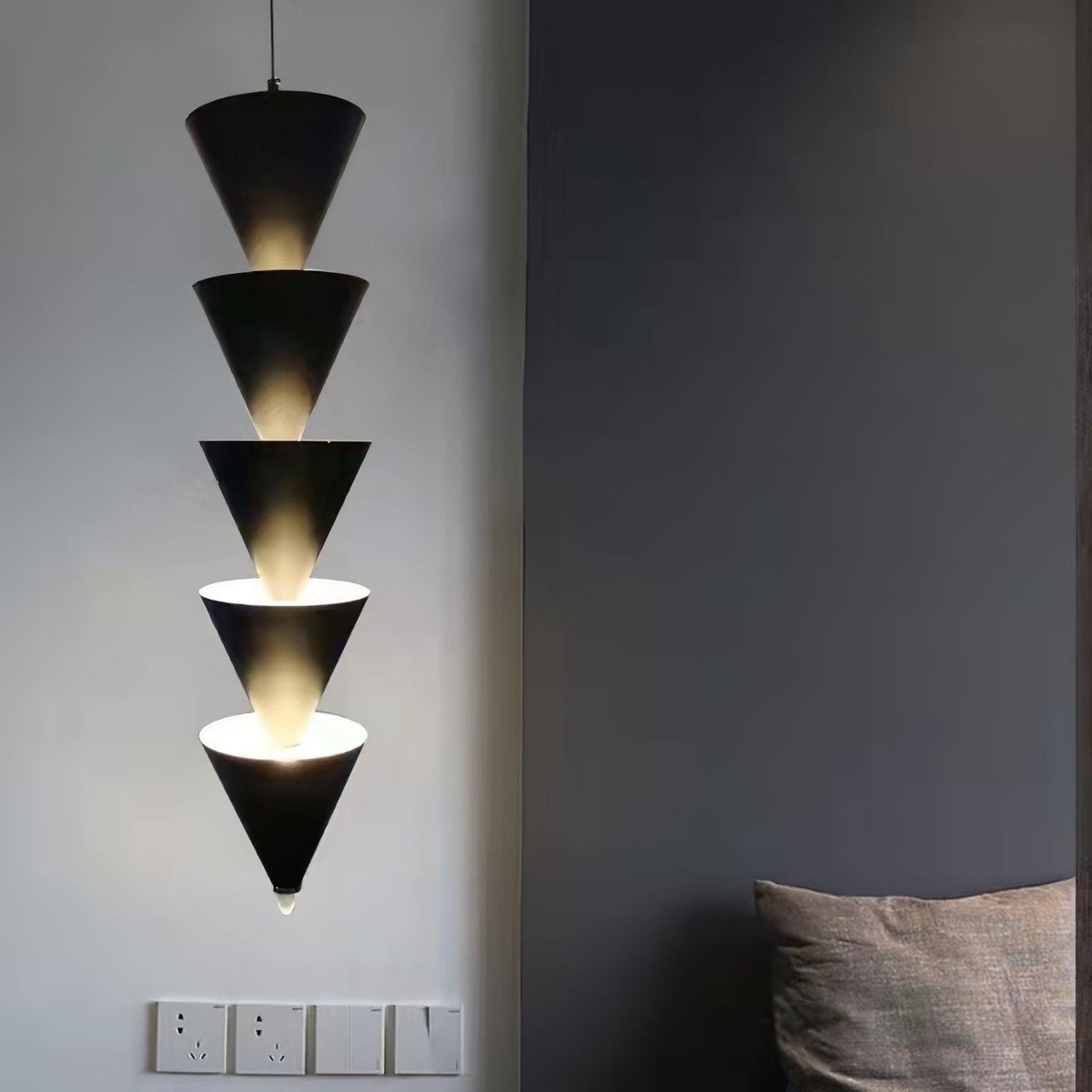 Avelaris Modern Minimalist Pendant Light