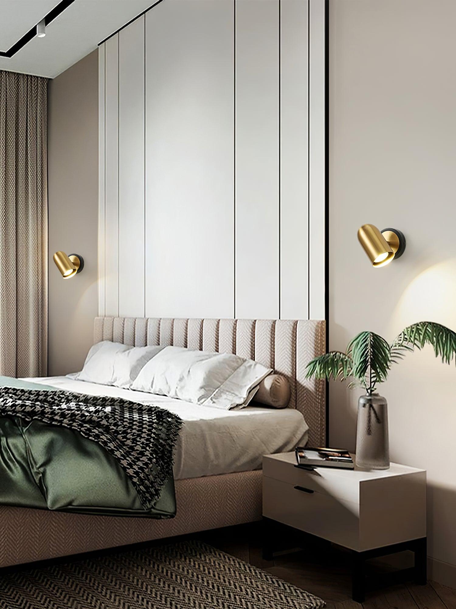 Fighter Modern Minimalist Gold Wall Lamp