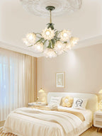 Lustra Chandelier Flower with Petals and Leaves