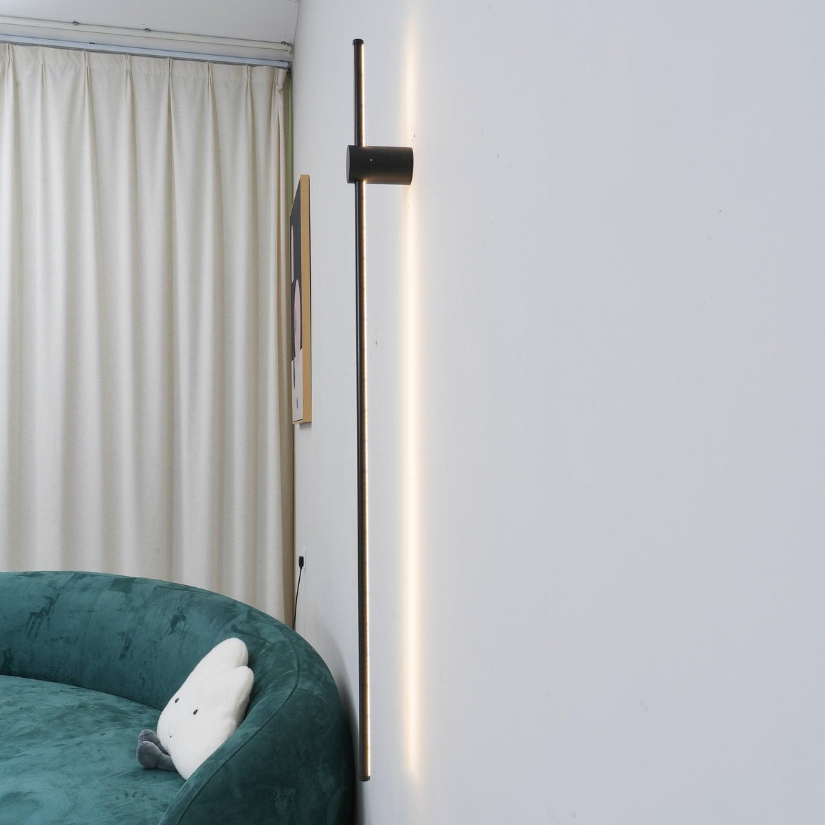 Lustra Wall Light LED Linear Rechargeable