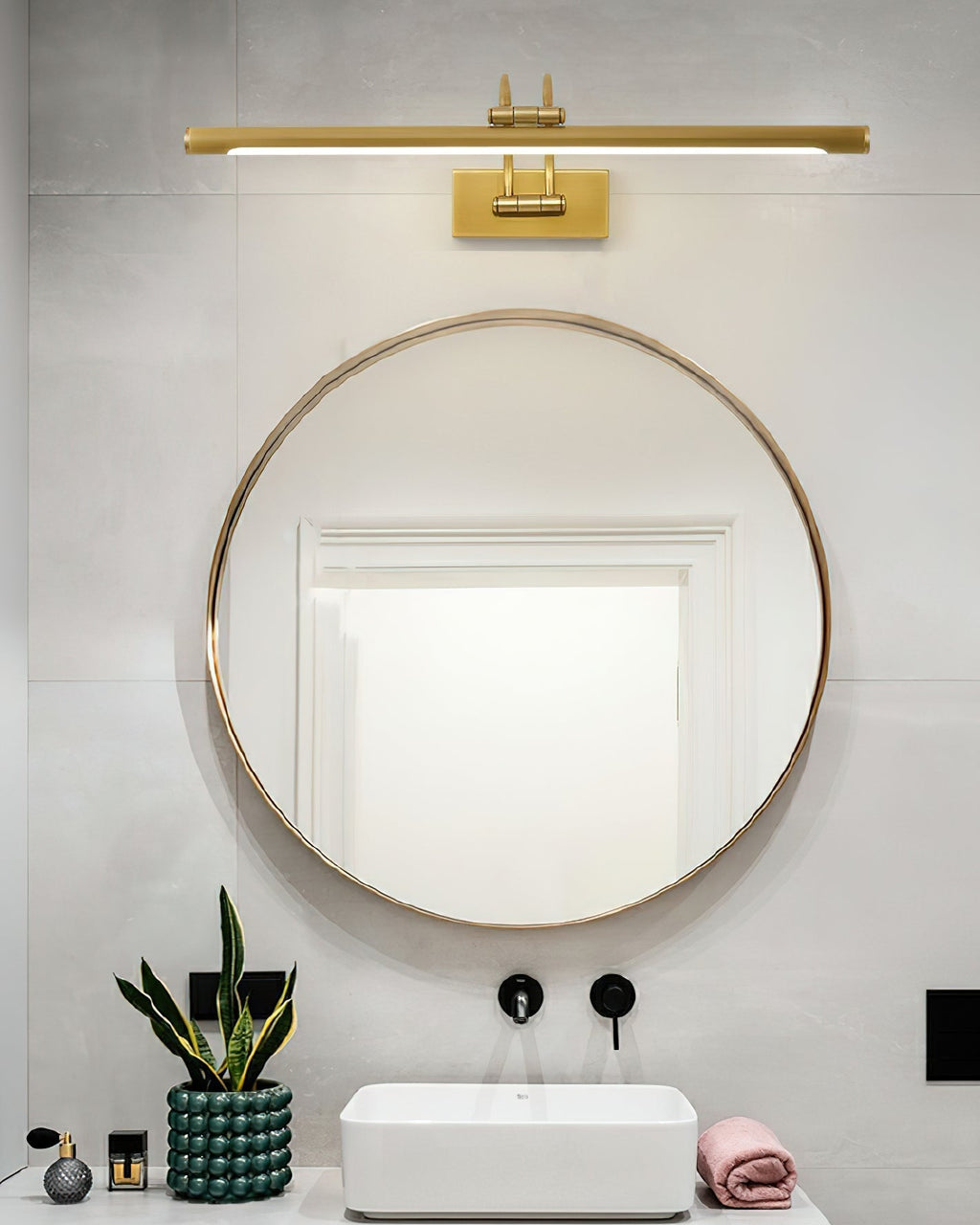 Fergus Linear Vanity Brass Wall Light