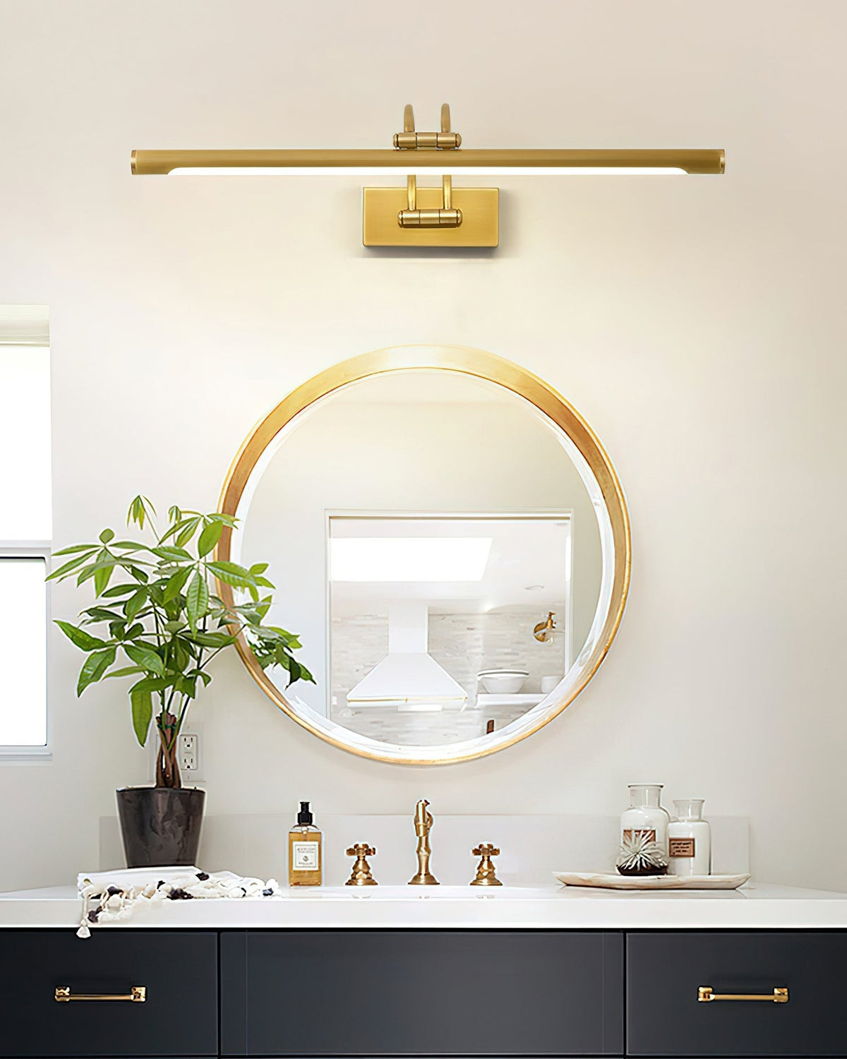 Fergus Linear Vanity Brass Wall Light