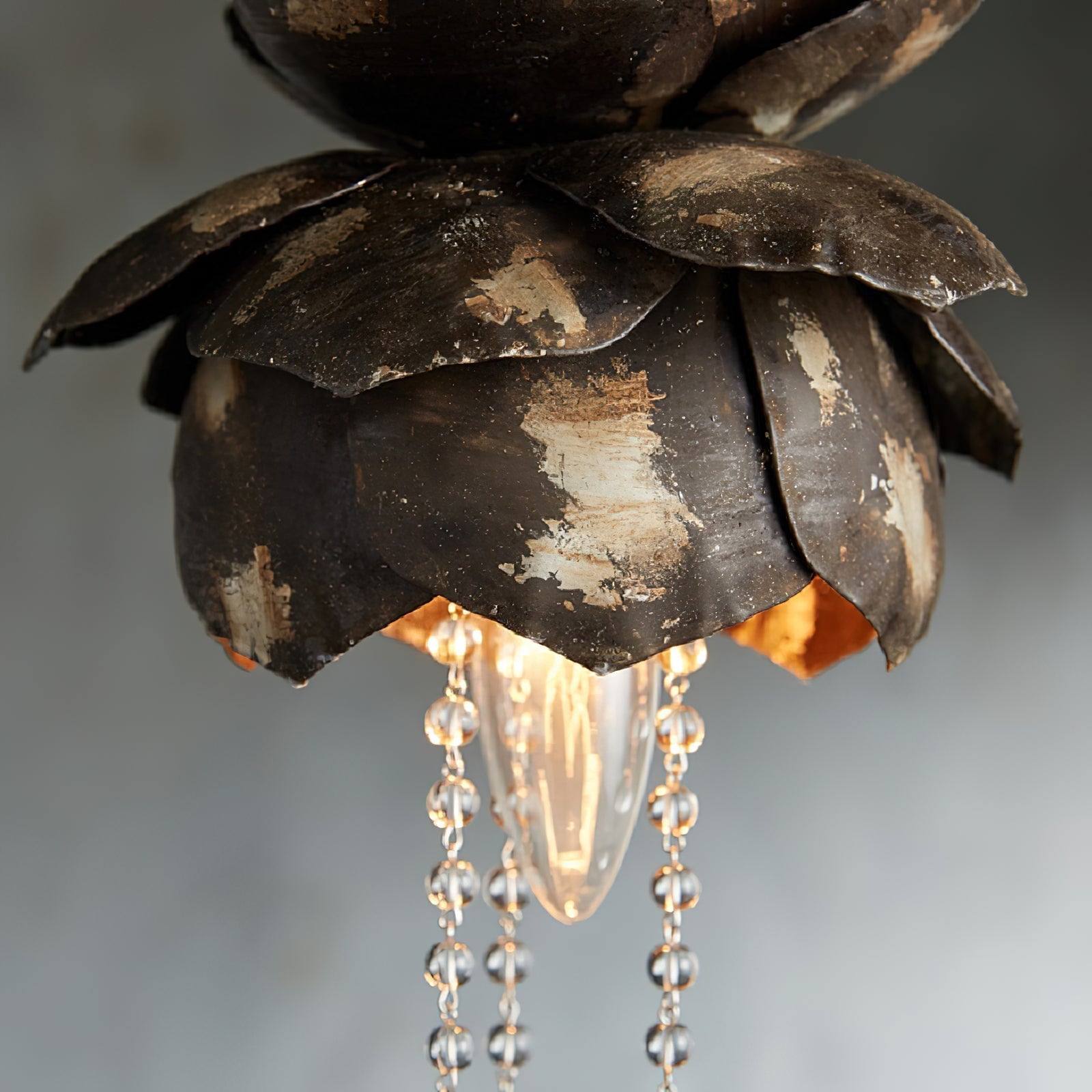 Evareth Individual Creativity Crystal Pendant Lamp