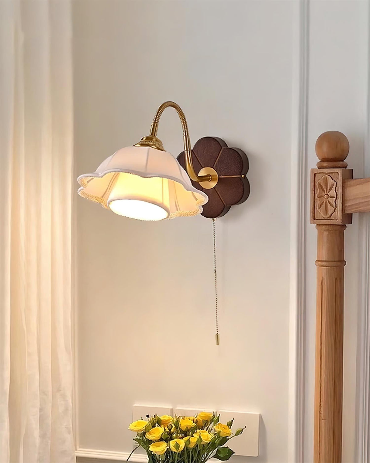 Maribel Vintage Flower Wall Lamp