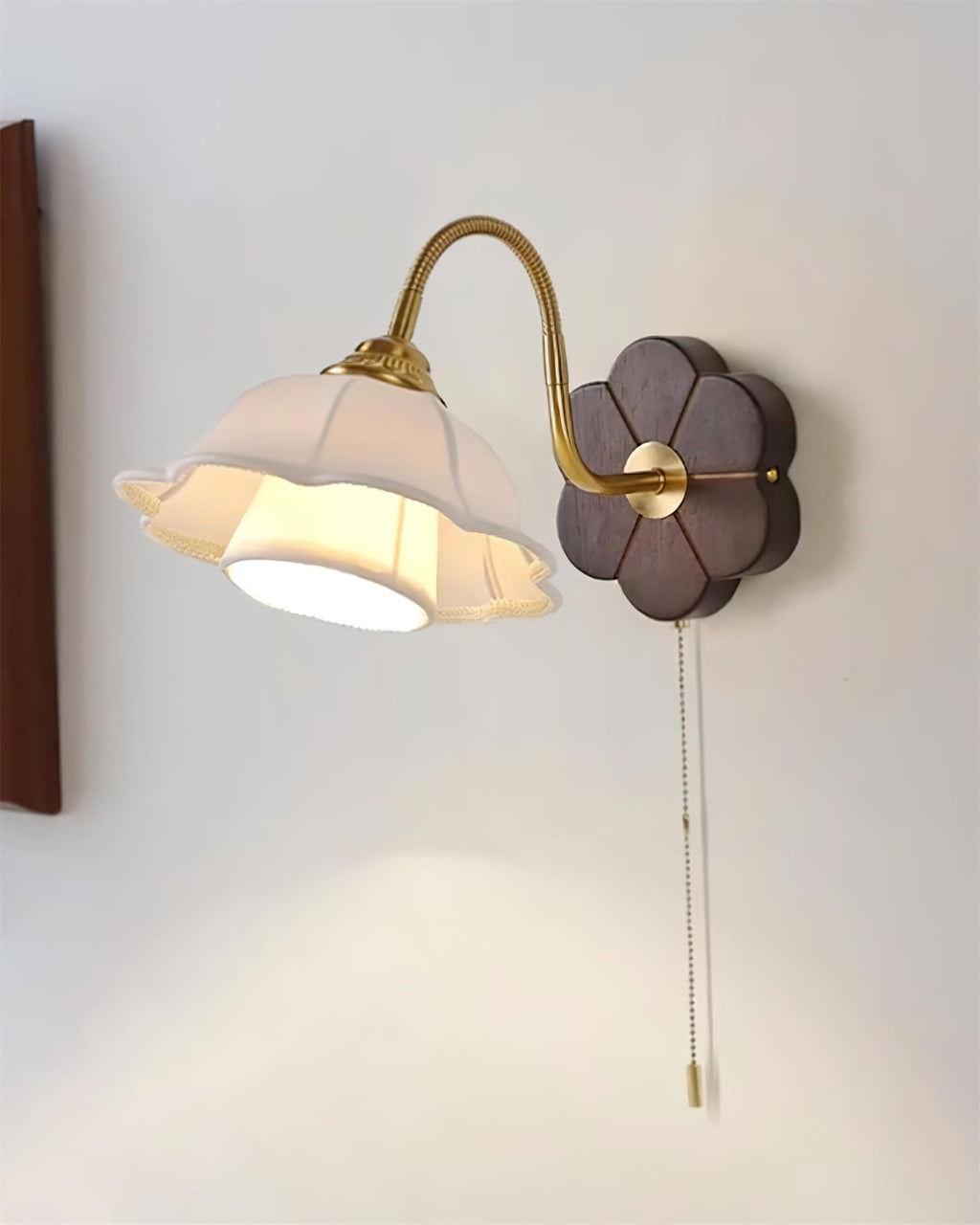 Maribel Vintage Flower Wall Lamp