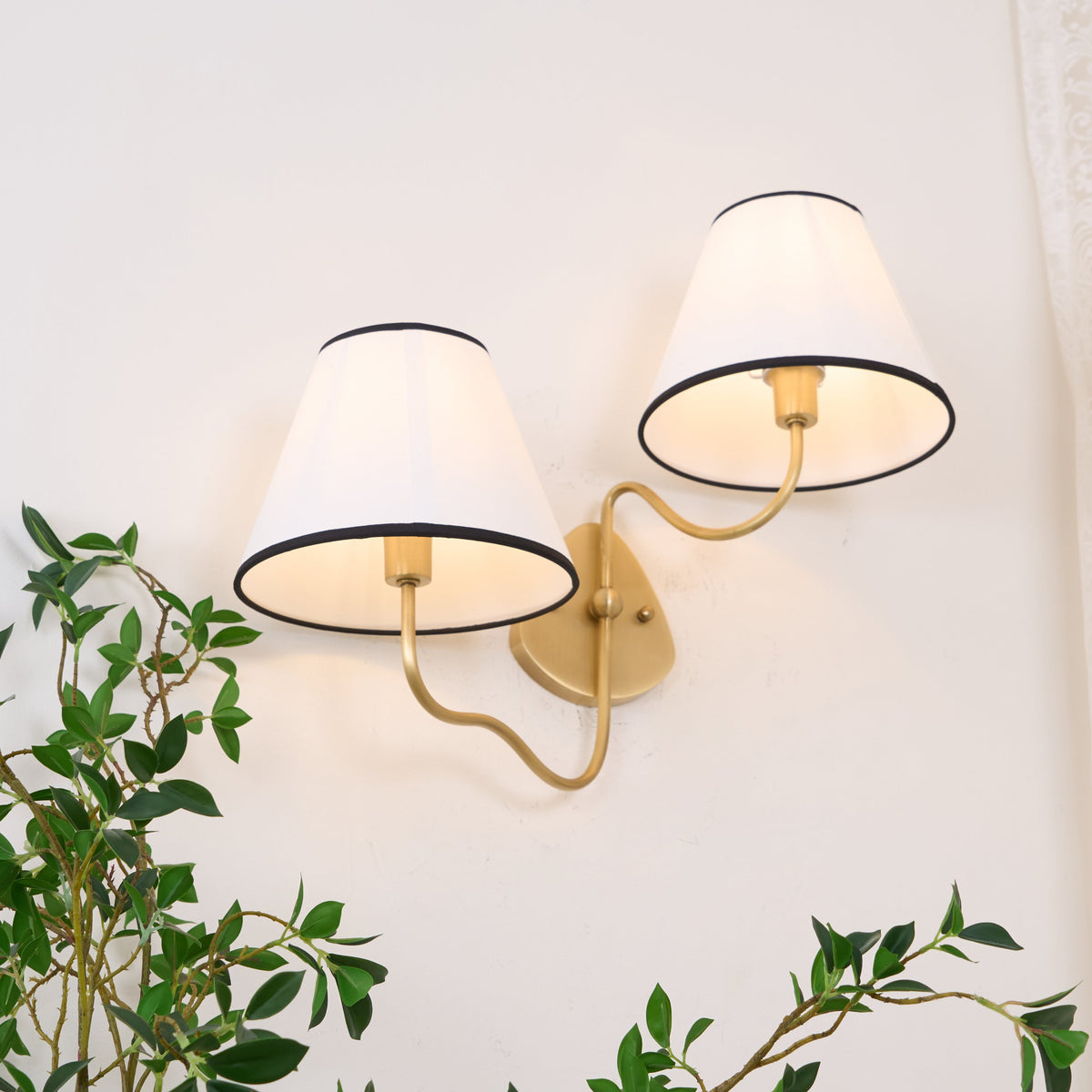 Evynor Vintage Industrial Brass Fabric Wall Lamp