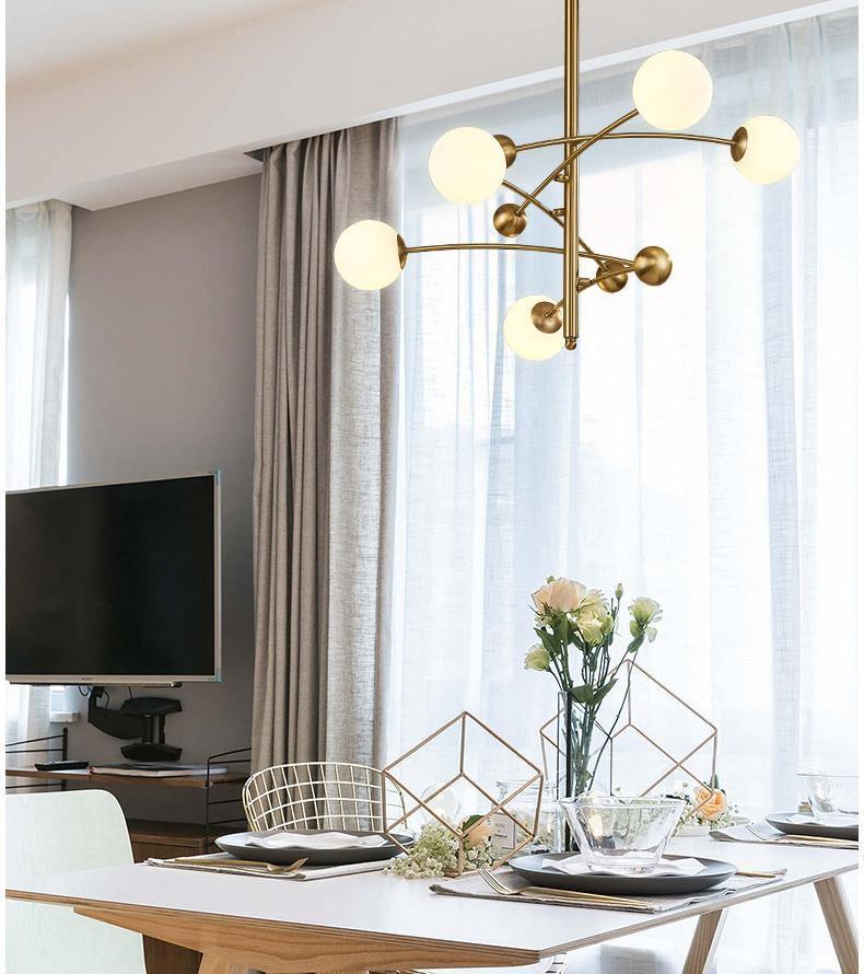 Lustra Chandelier Brass Vertical Beam Globe