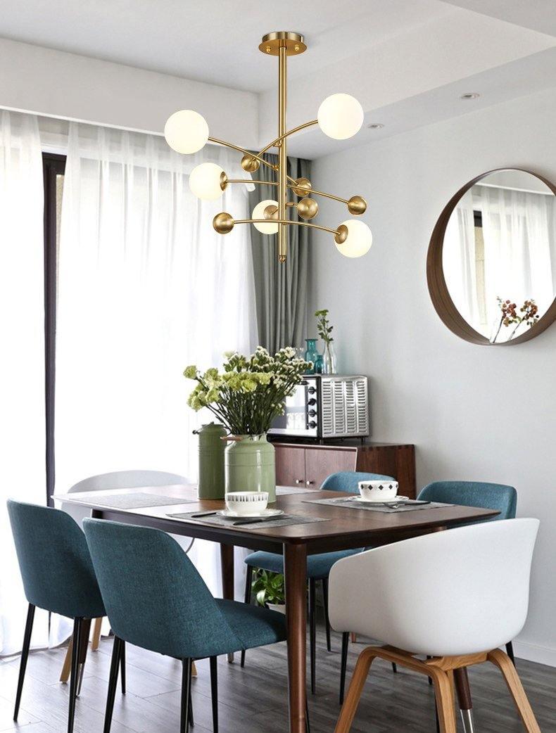 Lustra Chandelier Brass Vertical Beam Globe