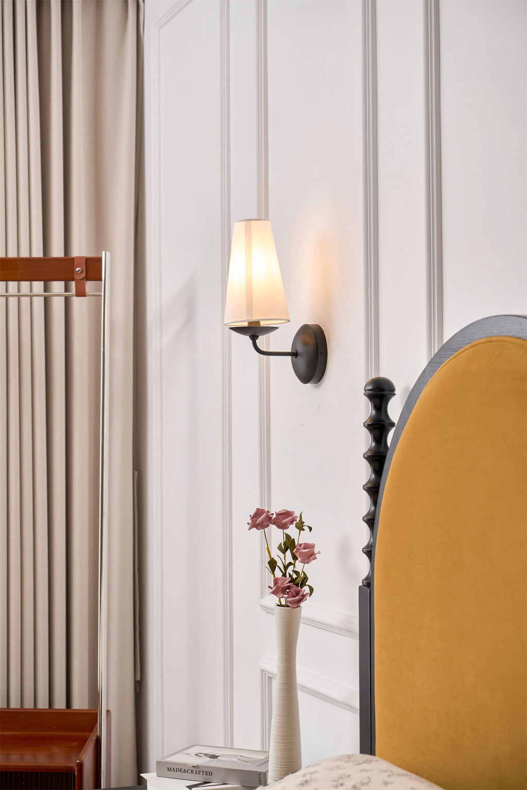 Avraee Modern Minimalist Brass Fabric Wall Lamp