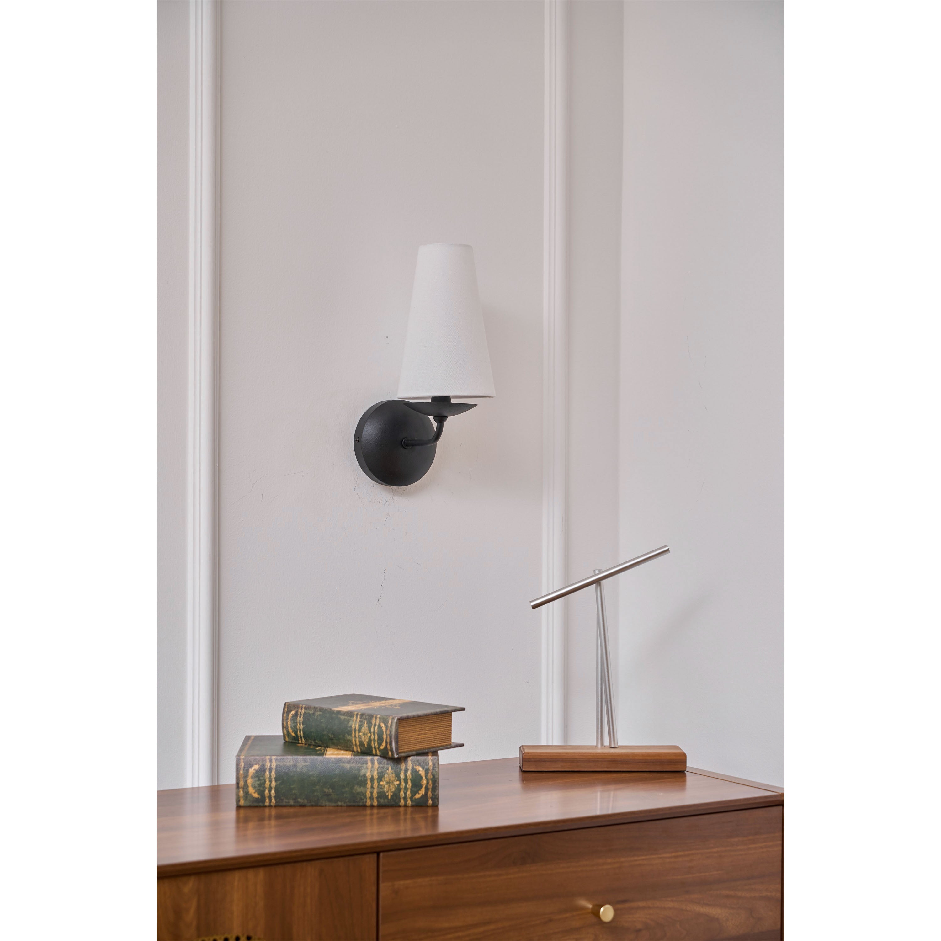 Avraee Modern Minimalist Brass Fabric Wall Lamp