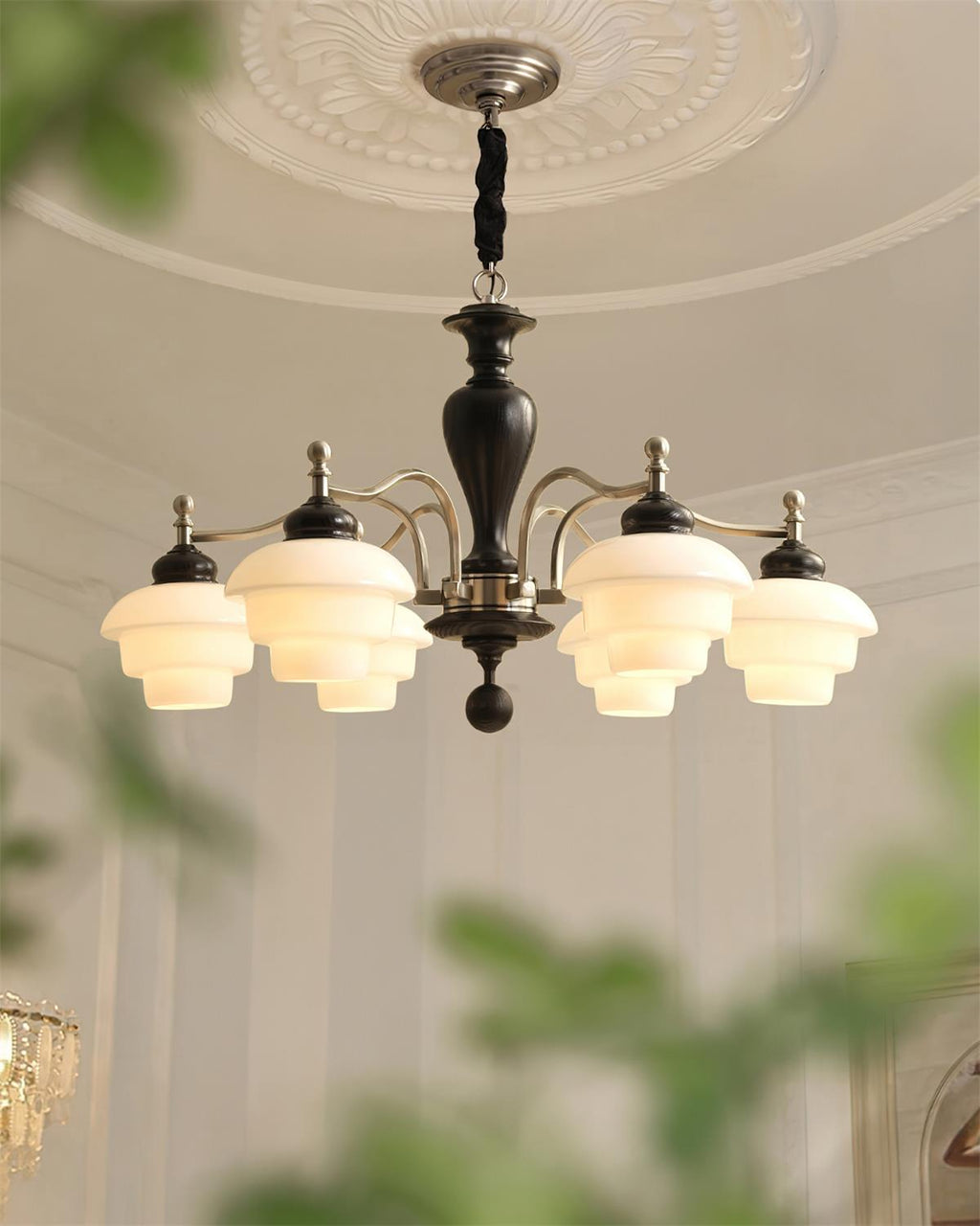 Hovian Wooden Chandelier