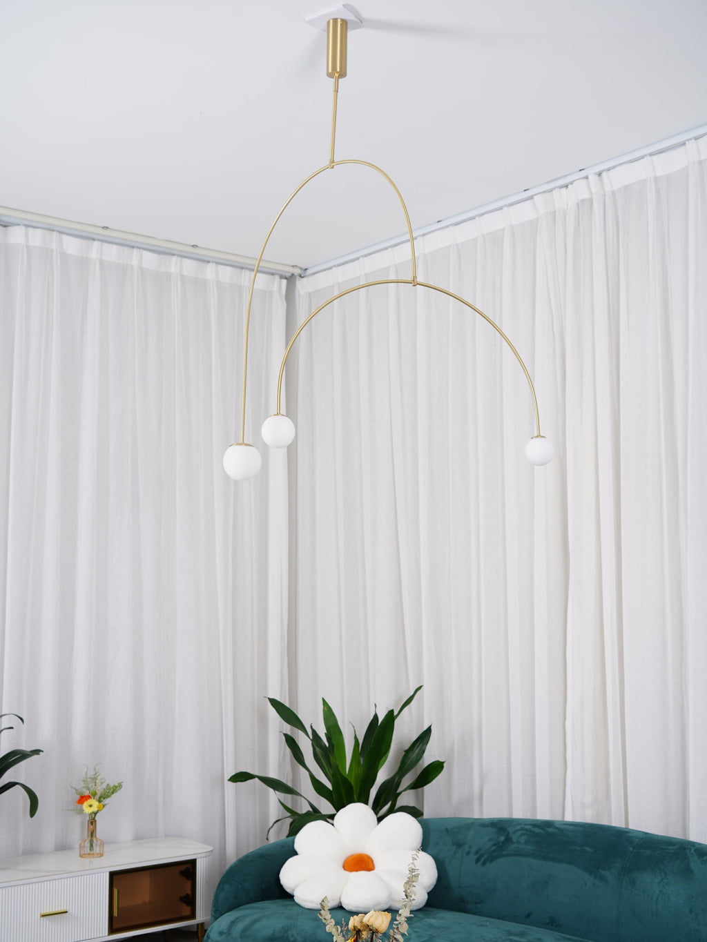 Lustra Chandelier Mobile Black Minimalist