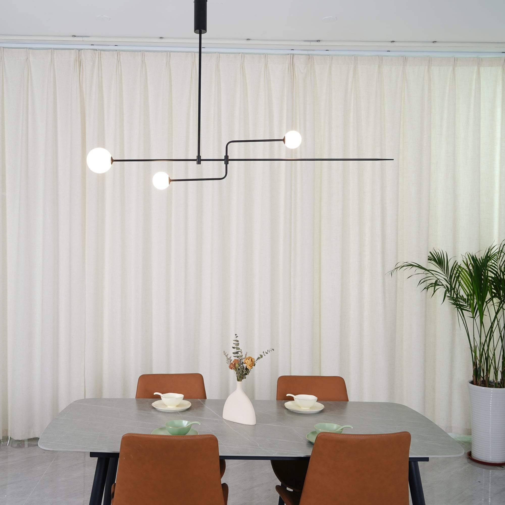 Lustra Chandelier Mobile Black Minimalist