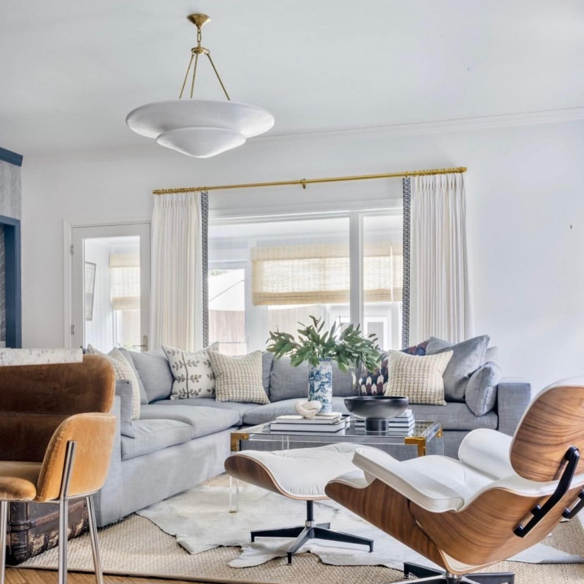 Avinisra Modern Minimalist Brass Chandelier