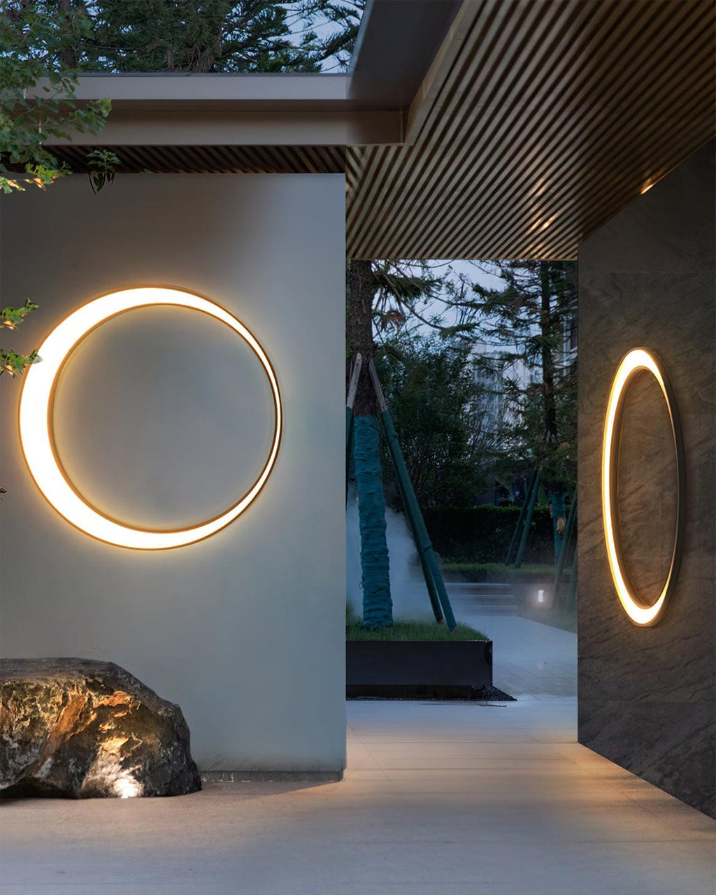 Zathee Circular LED Outdoor Wall Light