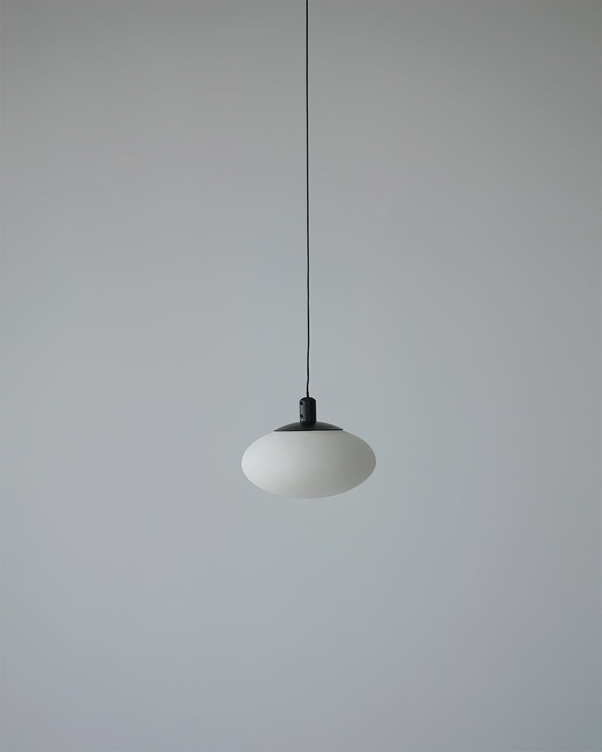 Cuthean Modern Minimalist Brass Alabaster Pendant Lamp