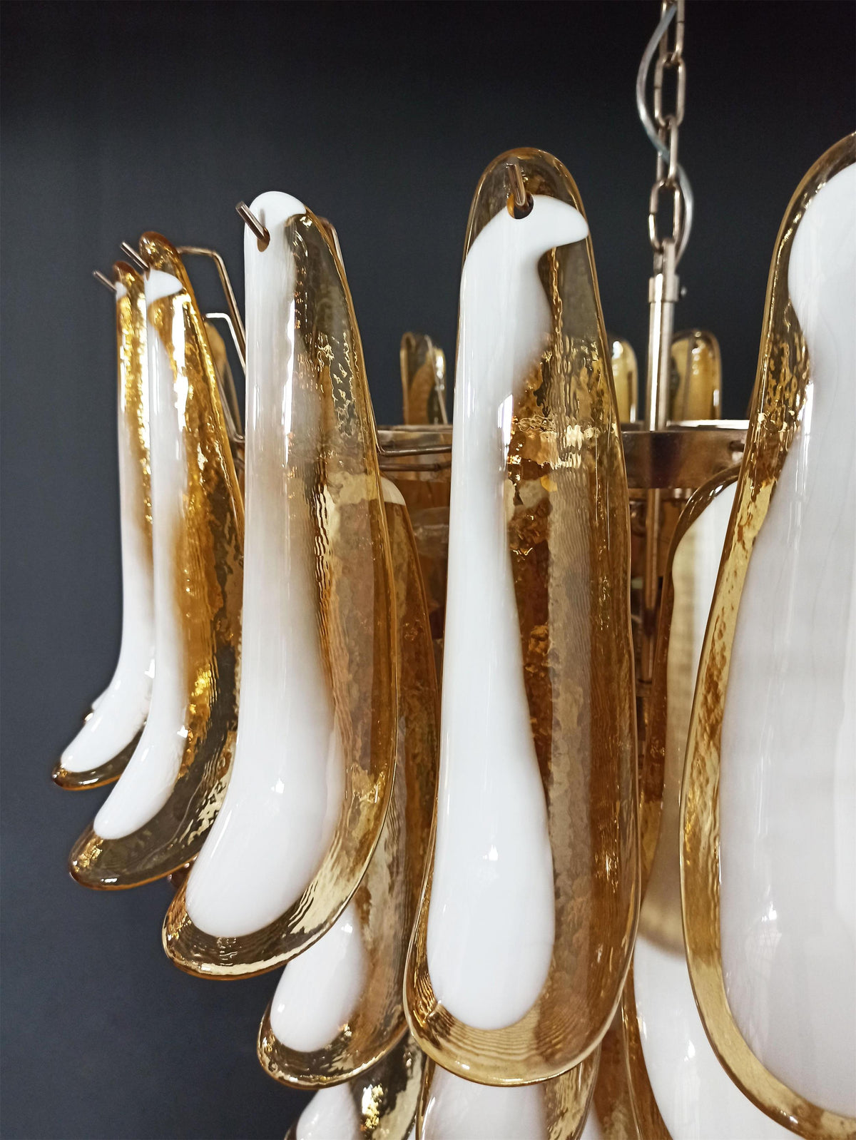 Alsorisra Postmodern Luxury Petal Glass Chandelier
