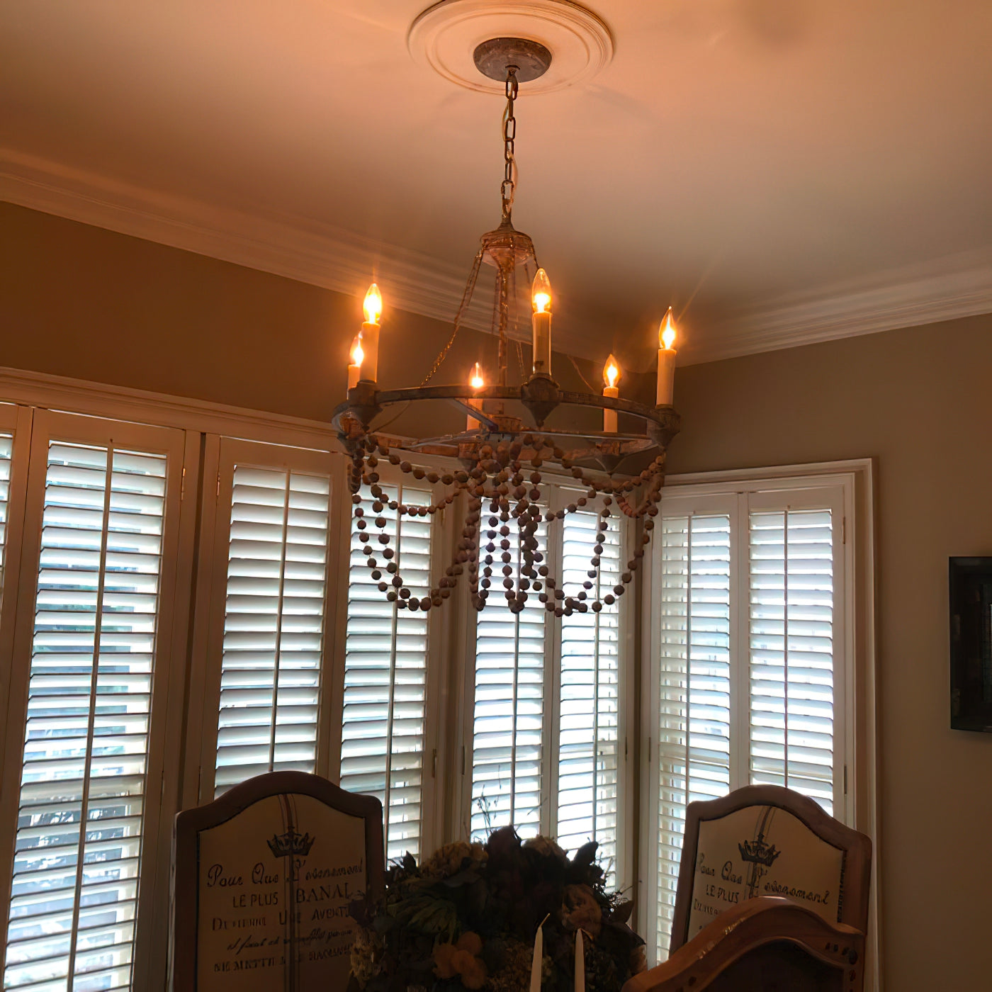 Eurnoros Vintage Industrial Wooden Chandelier
