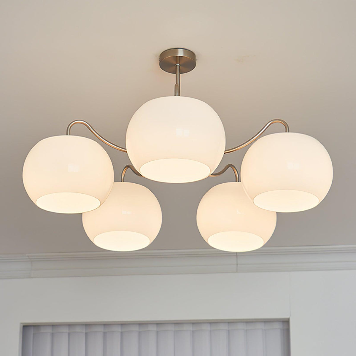 Aurora Chandelier White Glass Persimmon Shape