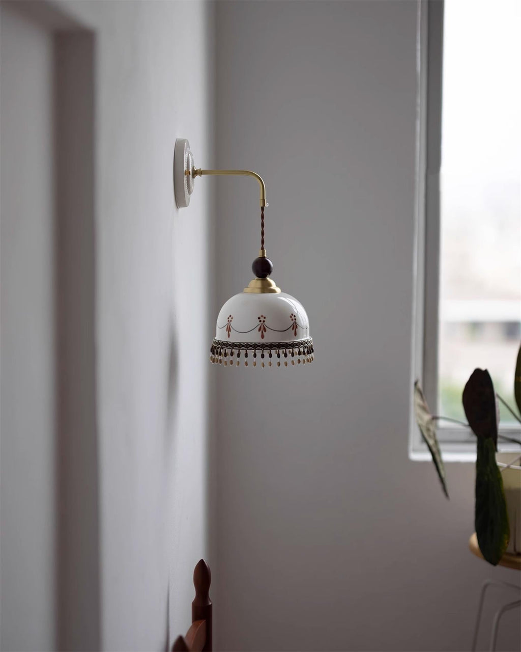 Noemi Wall Lamp Vintage Floral Elegance