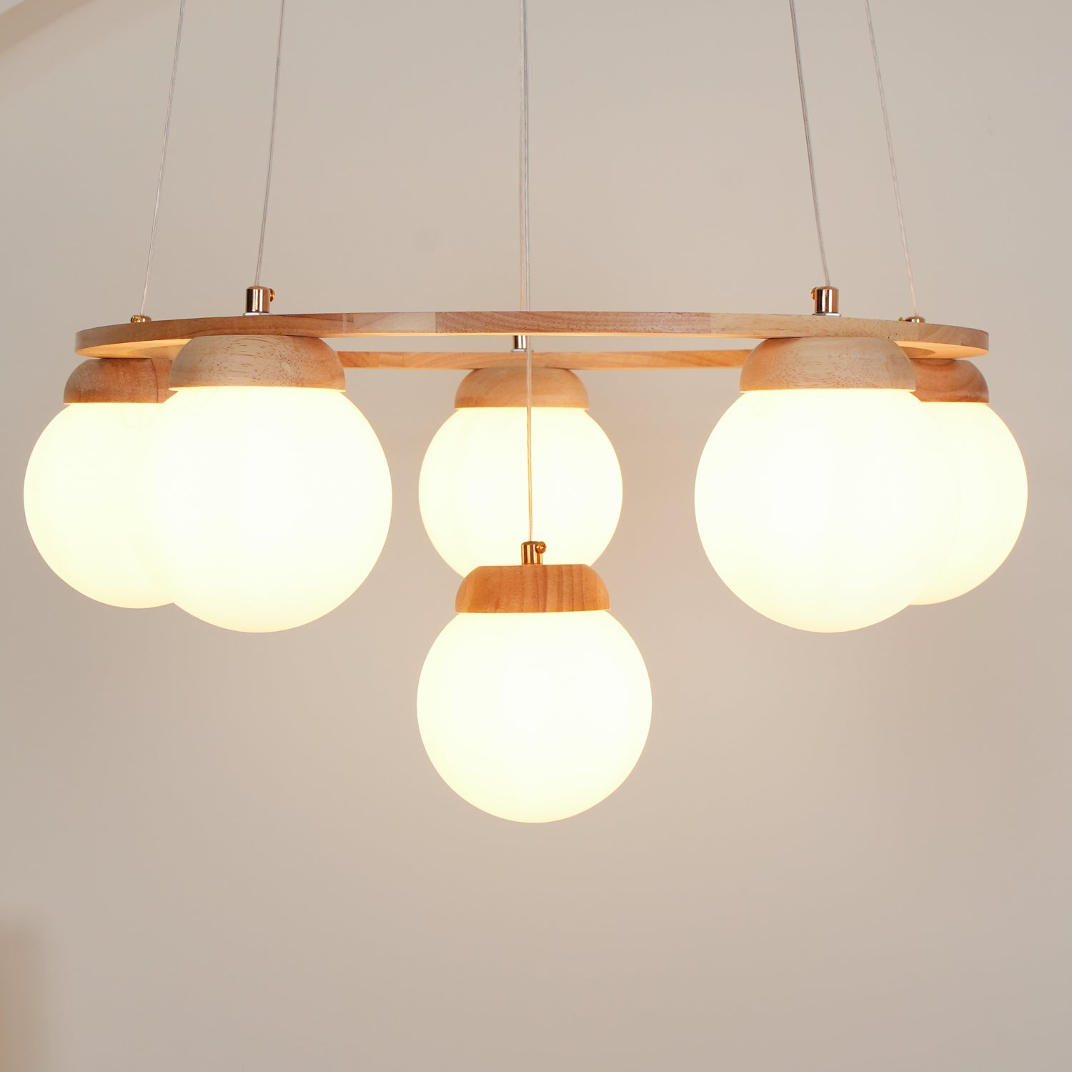Lustra Chandelier Wood Ring Opal Glass Globes