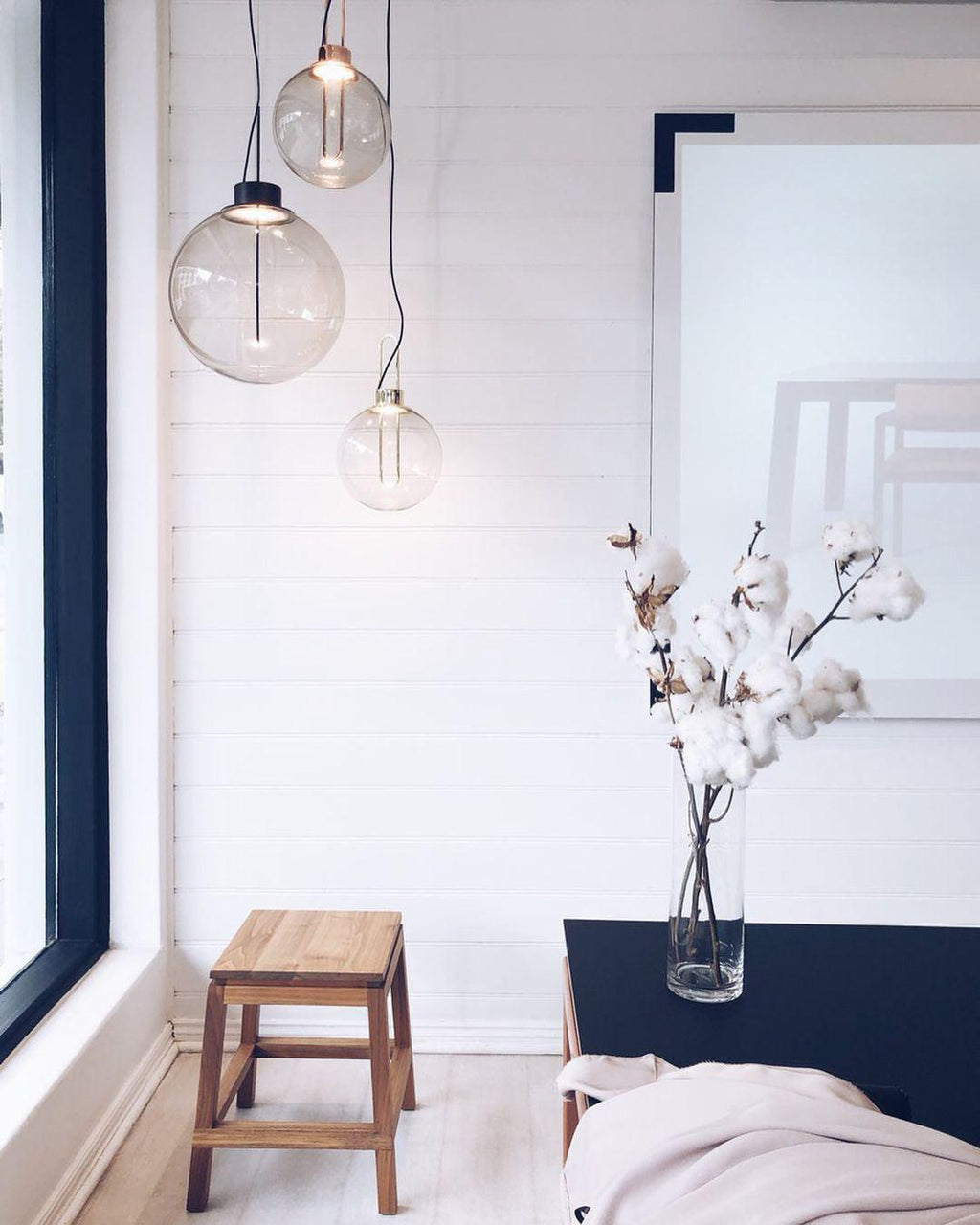 Aero Chic Orb Pendant Lamp
