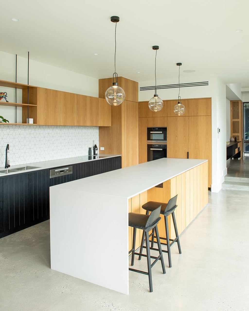 Aero Chic Orb Pendant Lamp